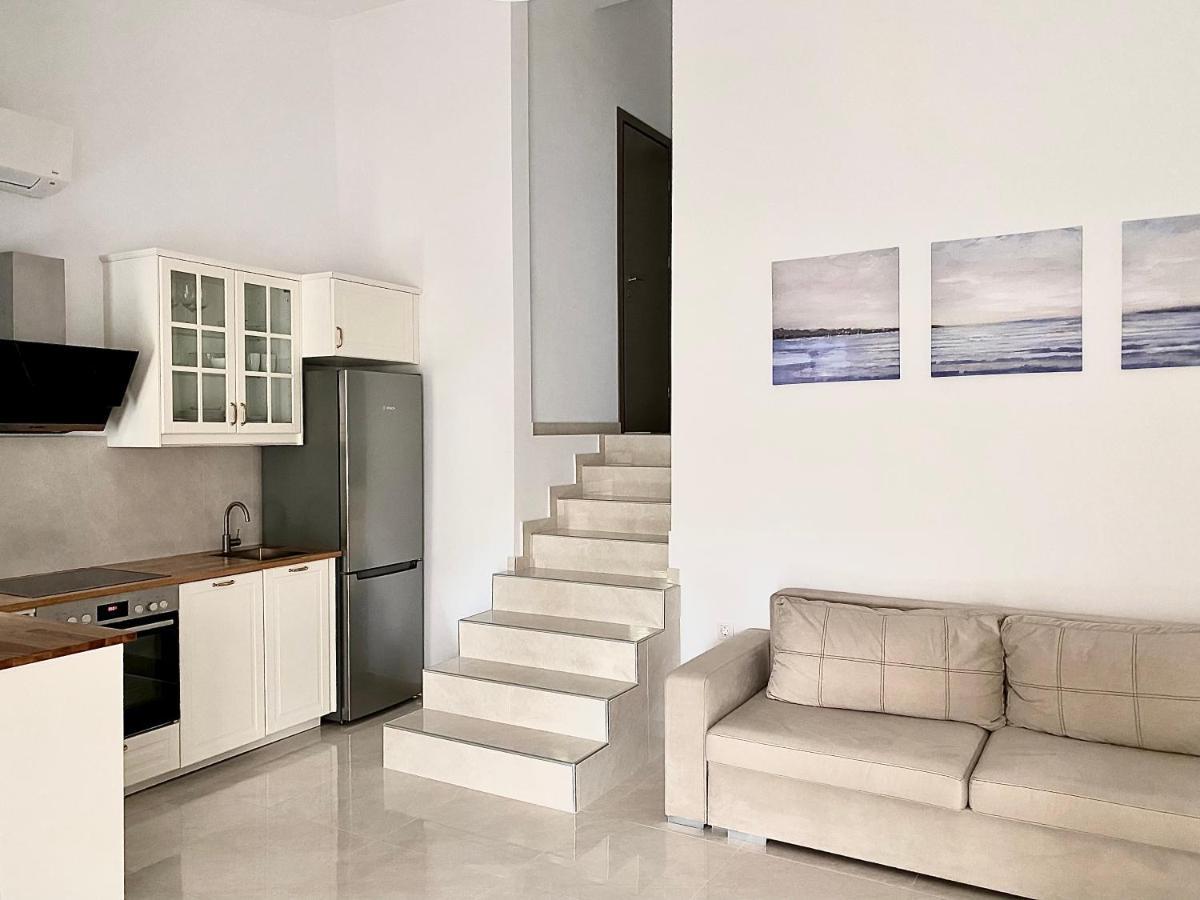 Irini Apartment ハニオティス エクステリア 写真